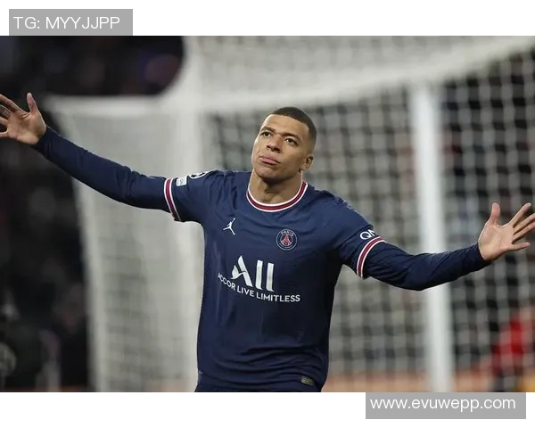 巴黎圣日耳曼逆转晋级欧冠决赛，梅西梅开二度创历史