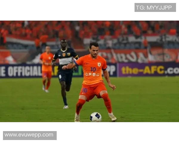 瓦科梅开二度助力山东泰山逆转胜利展现强大团队实力